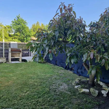 Дом отдыха Casa Tranquila Con Jardin,